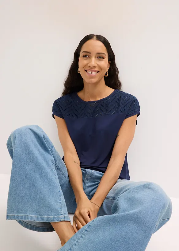 Blondetopp av myk viskose, bonprix