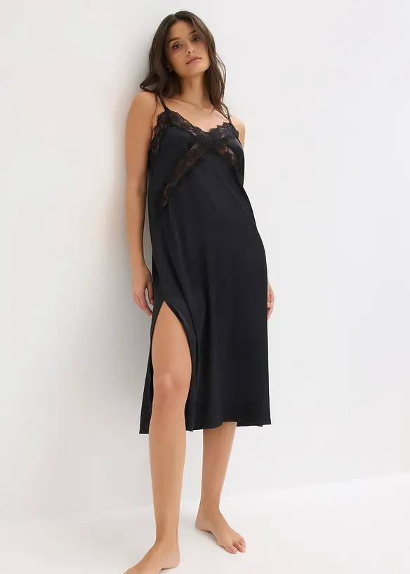 Neglisj&eacute; i sateng med nydelige blonder, bonprix