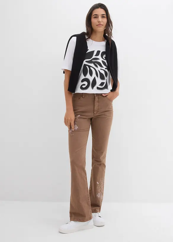 Bootcut-bukse med blomsterbroderier, bonprix