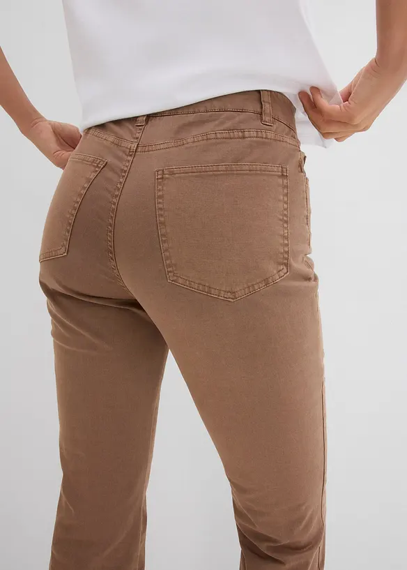 Bootcut-bukse med blomsterbroderier, bonprix