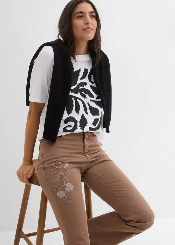 Bootcut-bukse med blomsterbroderier, bonprix