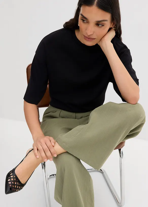 Bukse med dekorativ knapp av viskosemiks, bonprix