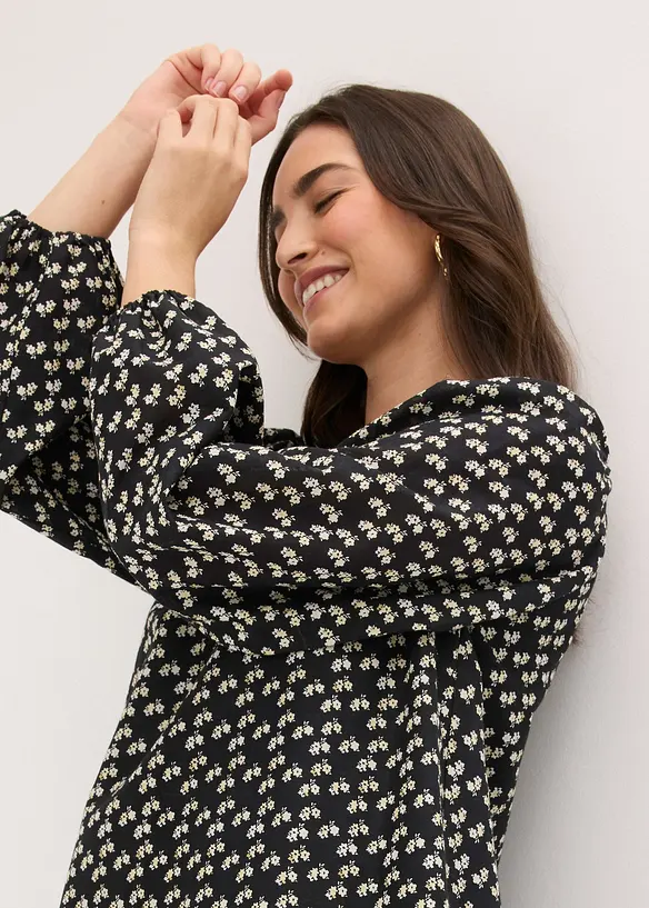 Minikjole av strukturert, krinklet materiale, bonprix