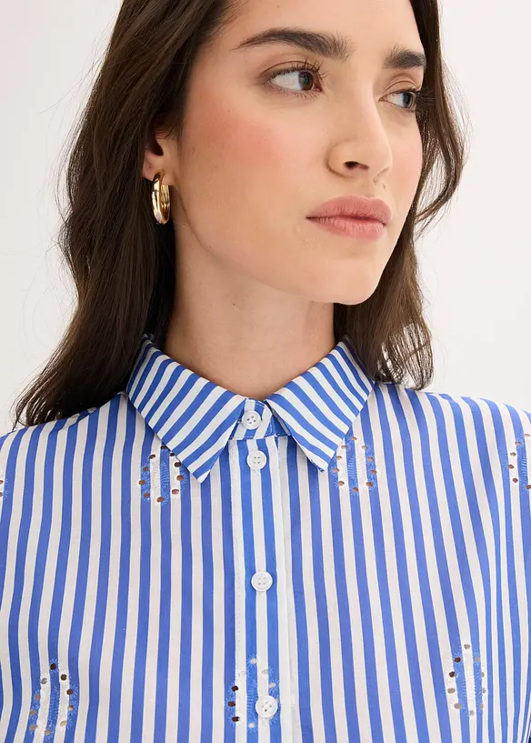 Oversized bluse med hullbroderi, bonprix