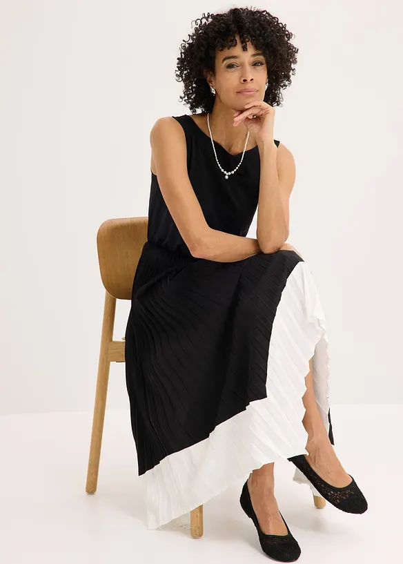 Kjole med asymmetrisk nederkant, bonprix