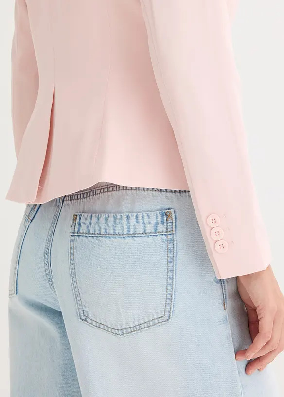 Kort blazer med klaffelommer, bonprix