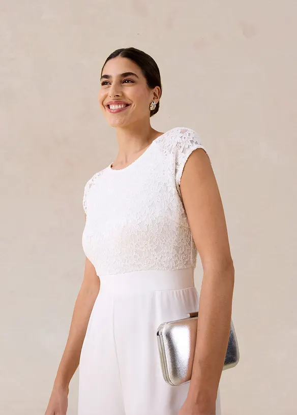 Jumpsuit i lett chiffon med blonder, bonprix