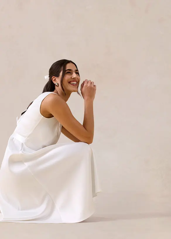 Etuikjole i blank sateng, bonprix