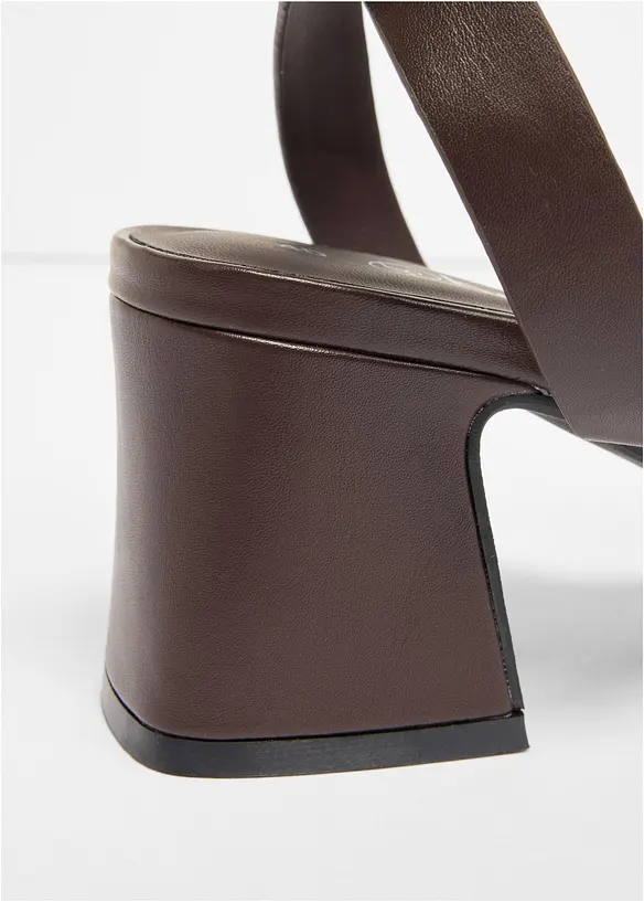 Sandaler med blokkh&aelig;l, bonprix