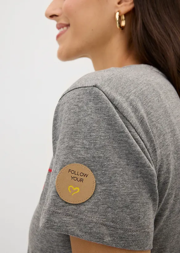 T-skjorte med broderi, bonprix