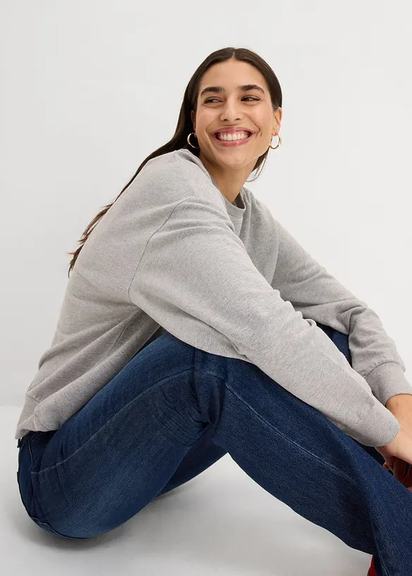 Oversized sweatshirt med broderi, bonprix