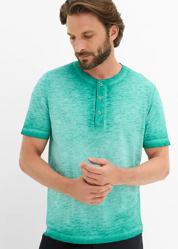 Kortermet bestefartr&oslash;ye i 100% &oslash;kologisk bomull i vasket look, bonprix