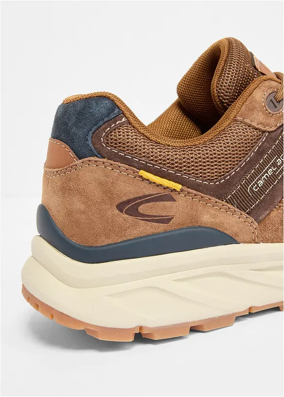 Sneakers i semsket skinn fra Camel Active, Camel Active