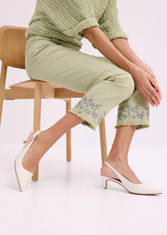 Twillbukse med broderier, bonprix