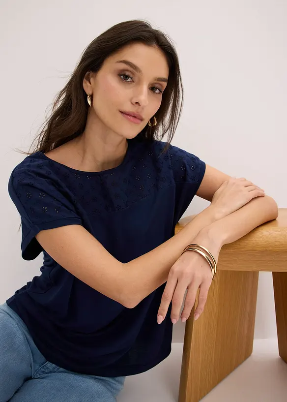 Topp i myk viskosemiks med blondeinnfelling, bonprix