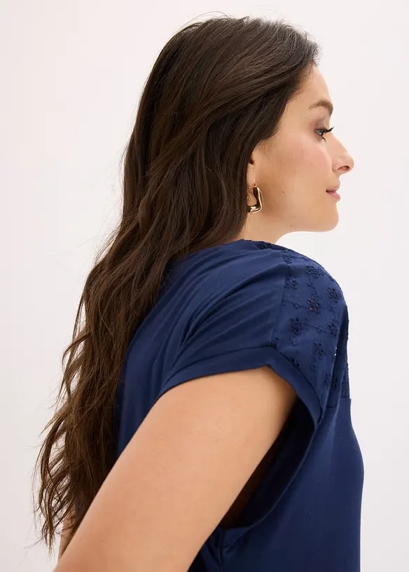 Topp i myk viskosemiks med blondeinnfelling, bonprix