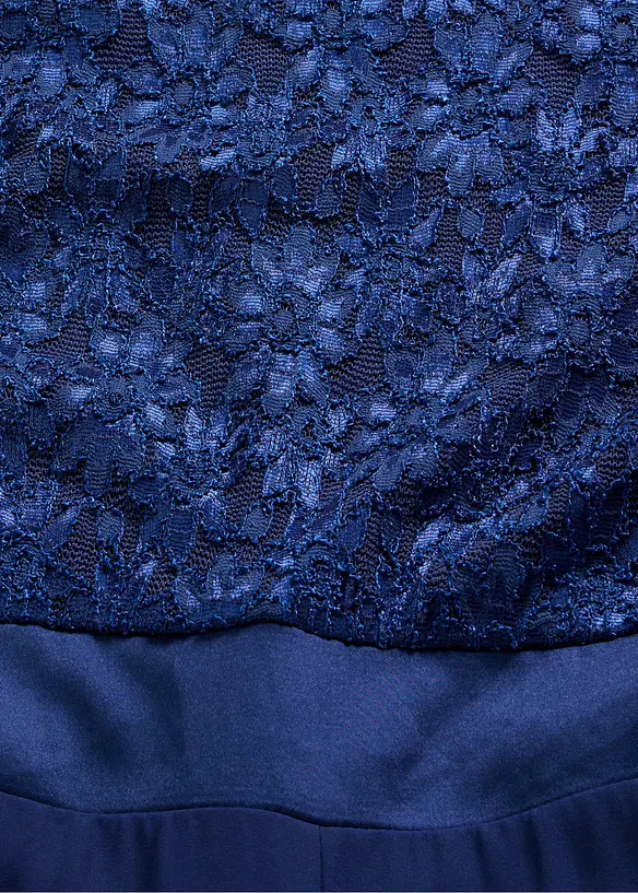 Jumpsuit i lett chiffon med blonder, bonprix