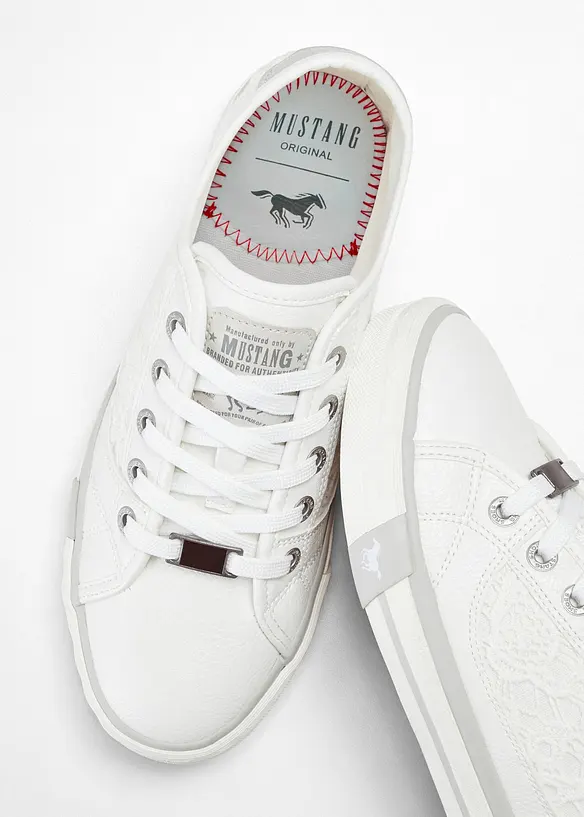 Sneakers med blonder fra Mustang, Mustang
