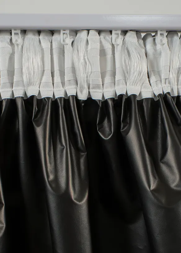 M&oslash;rkleggingsgardin med sort bakside med belegg (1-pack), bonprix