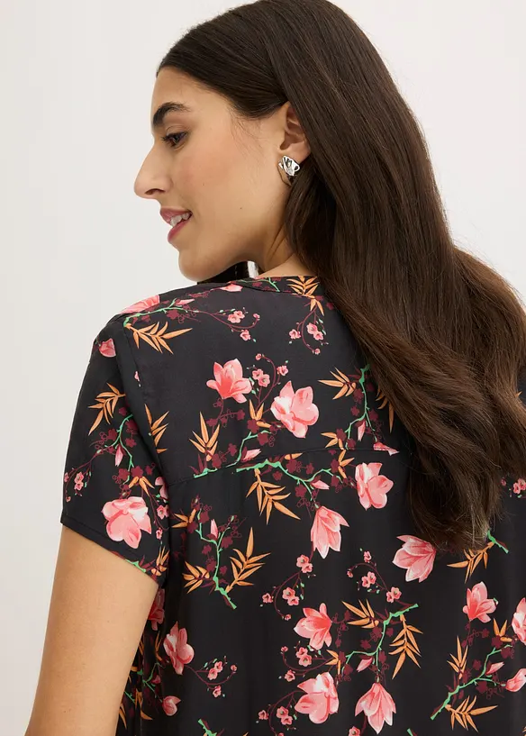 Kortermet bluse i 100% viskose, bonprix