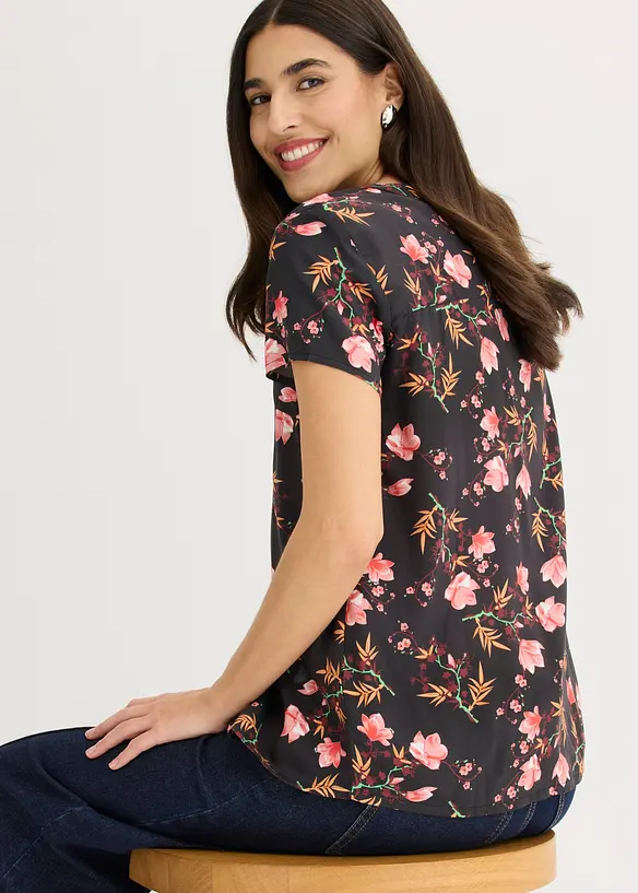 Kortermet bluse i 100% viskose, bonprix