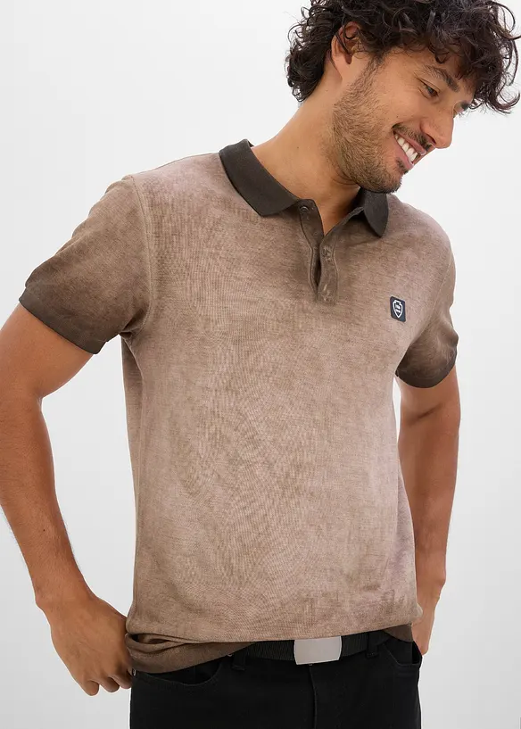 Pik&eacute;-poloskjorte i vasket look, bonprix