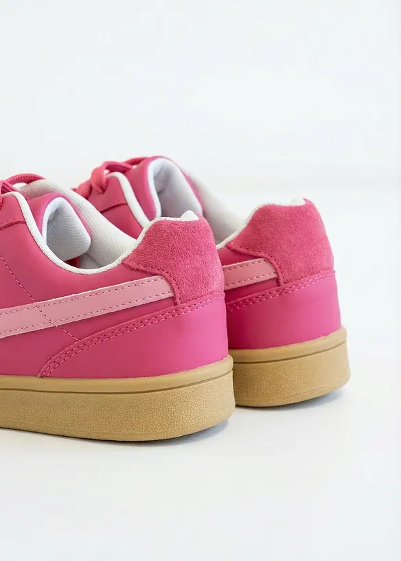 Sneakers i retrolook, bonprix