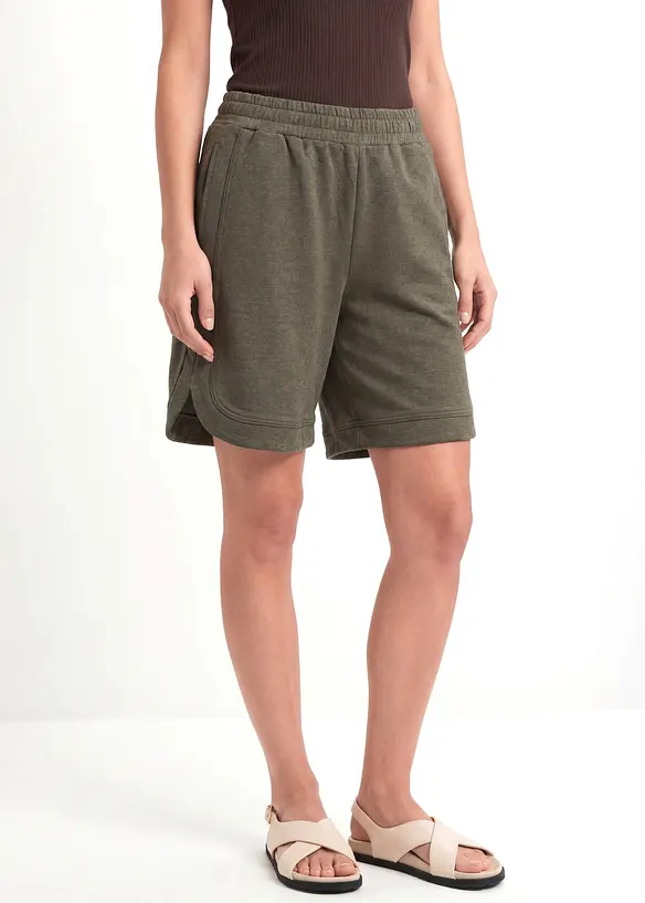 Vid sweatshorts i bomullsblanding, bonprix