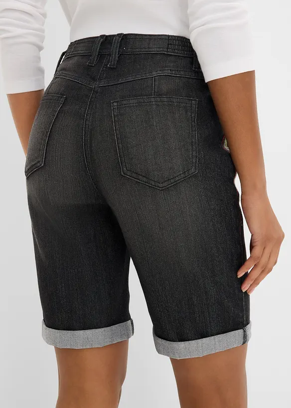 Bermudashorts i denim med broderi og komfortlinning, bonprix