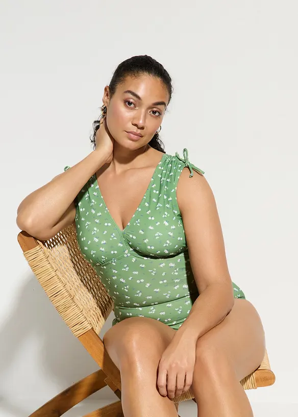 Light shape badedrakt med brede stropper, bonprix