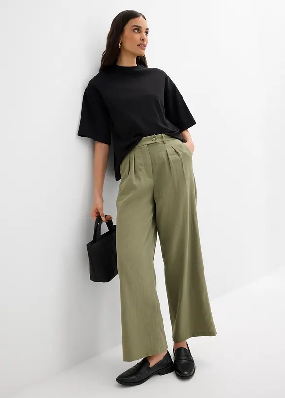 Oversized topp i 100% &oslash;kologisk bomull med asymmetrisk fald, bonprix