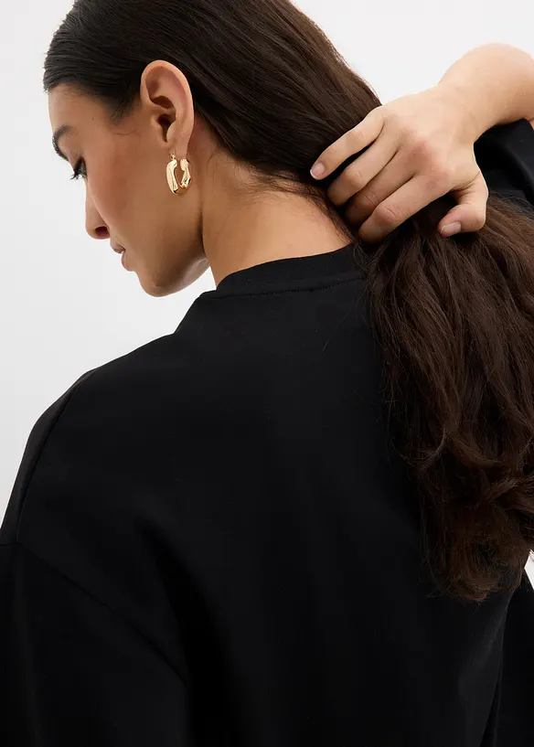 Oversized topp i 100% &oslash;kologisk bomull med asymmetrisk fald, bonprix