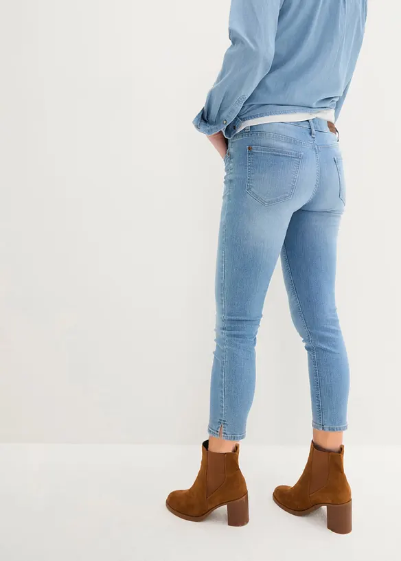 7/8-lang jeans med stretch og splitt, bonprix