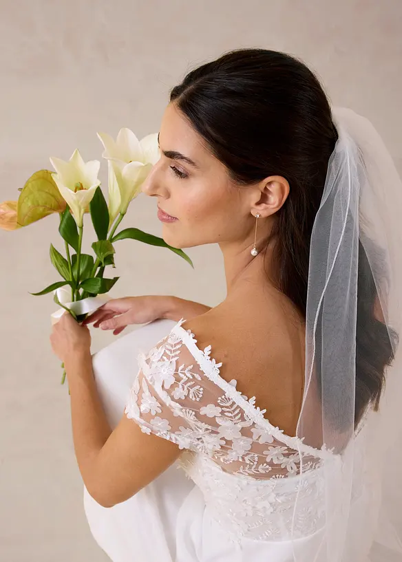 Brudekjole med blonder, bonprix