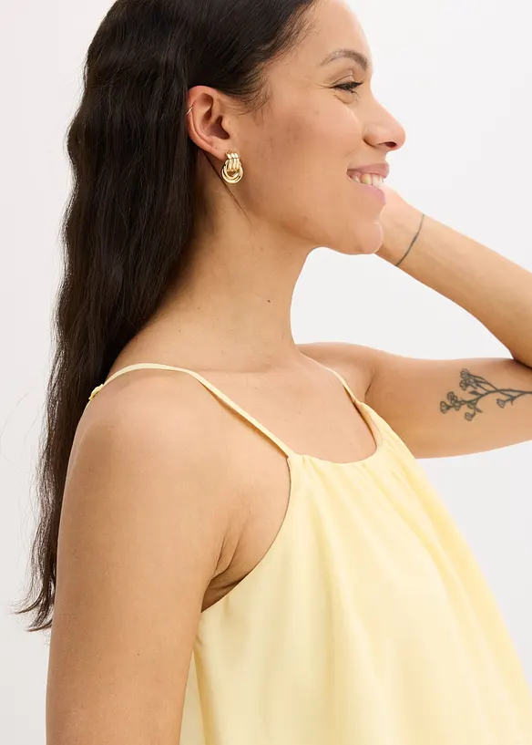 Chiffonkjole med lengre bak- enn forstykke, bonprix