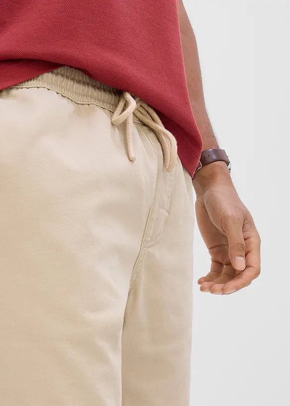 Shorts med stretchlinning i Relaxed Fit, bonprix