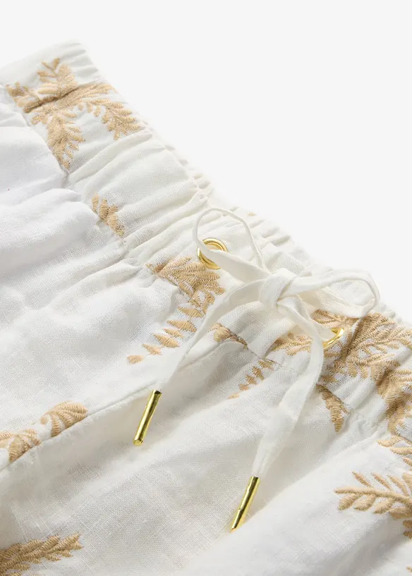 Linshorts med broderier, bonprix