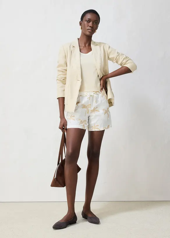 Linshorts med broderier, bonprix