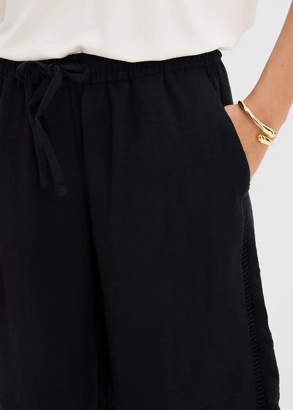 Pull on-bermudashorts i viskoseblanding, bonprix