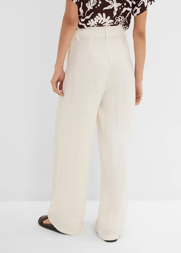 Sommerbukse med legg i viskoseblanding, bonprix