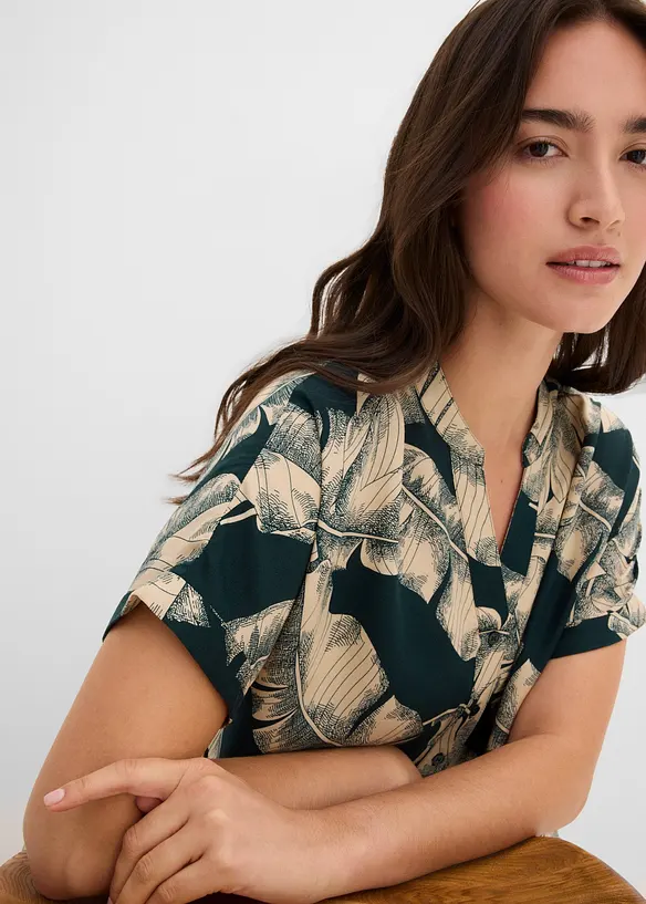 Midikjole i viskose med pent fall og kaftanstil, bonprix