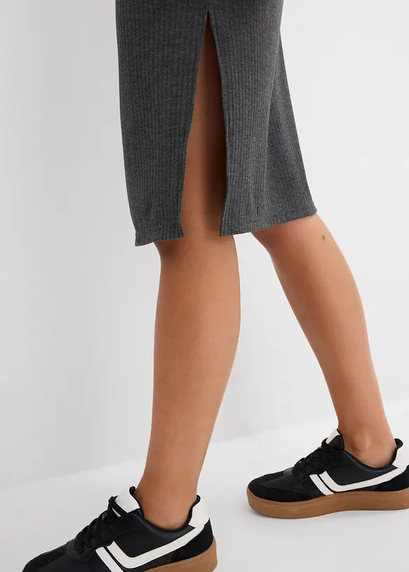 Kjole i ribbet materiale med sidesplitter, av lett viskosemiks, bonprix