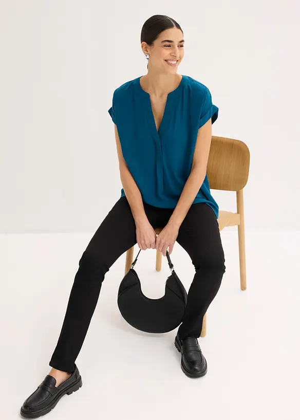 Bluse i 100% viskose, bonprix