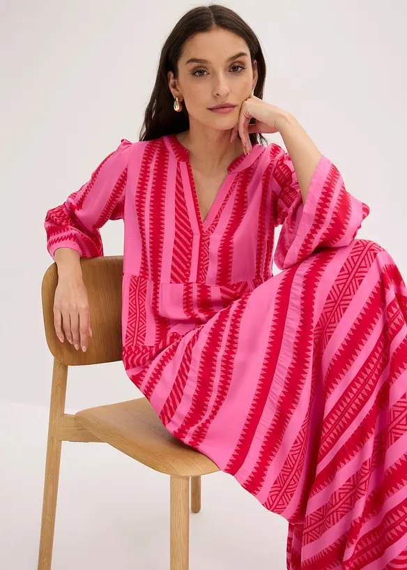 Maxikjole i lett viskose, bonprix