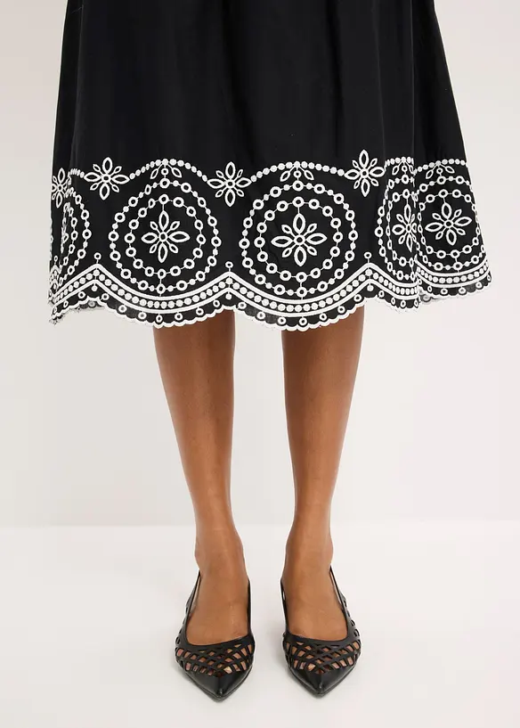 Midiskj&oslash;rt med hullbroderi av 100% bomull, bonprix