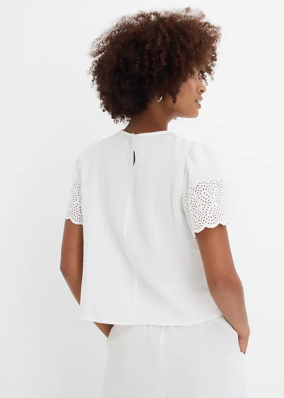 Kortermet bluse av luftig musselin, bonprix