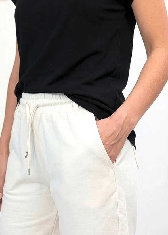 Sweat-bermudashorts av 100% &oslash;kologisk bomull, bonprix