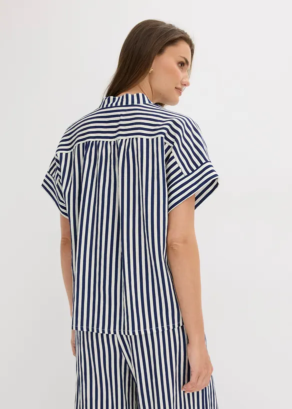 Bluse i viskoseblanding med pent fall, bonprix