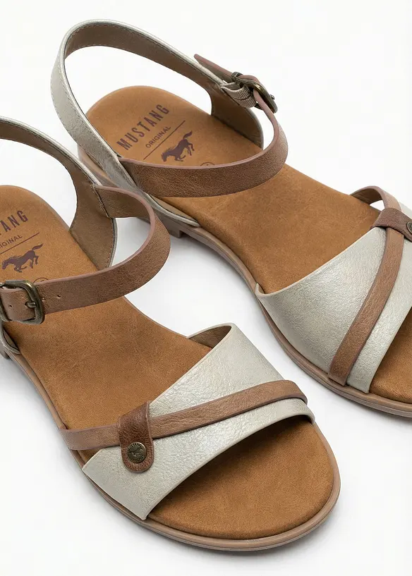 Sandaler fra Mustang, Mustang