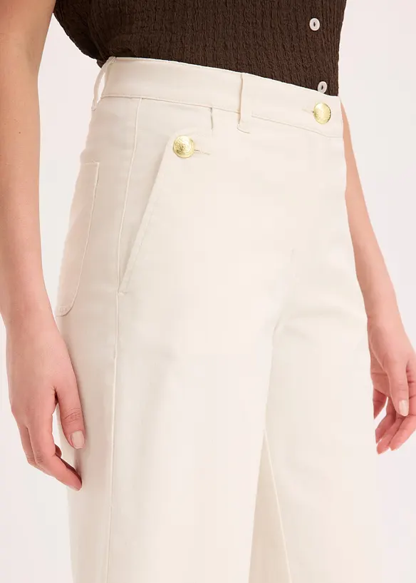 Wide Leg-bermudashorts av elastisk twillmateriale, bonprix